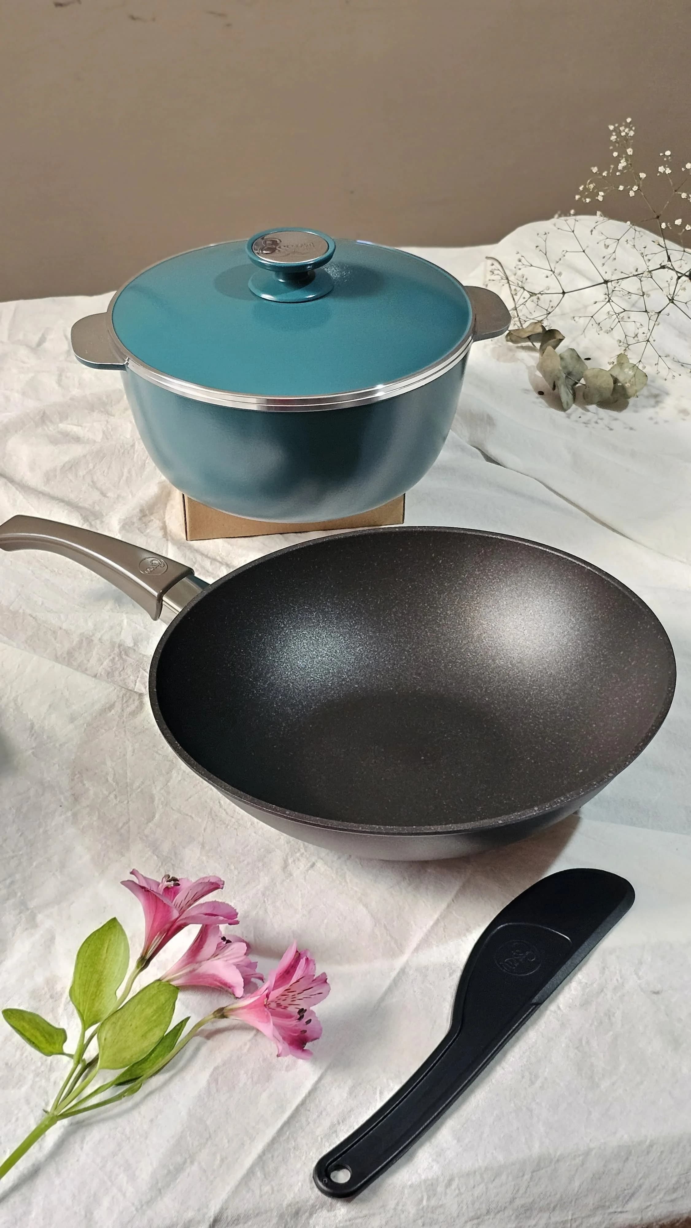 Combo Cacerola 24 + Wok — Capri